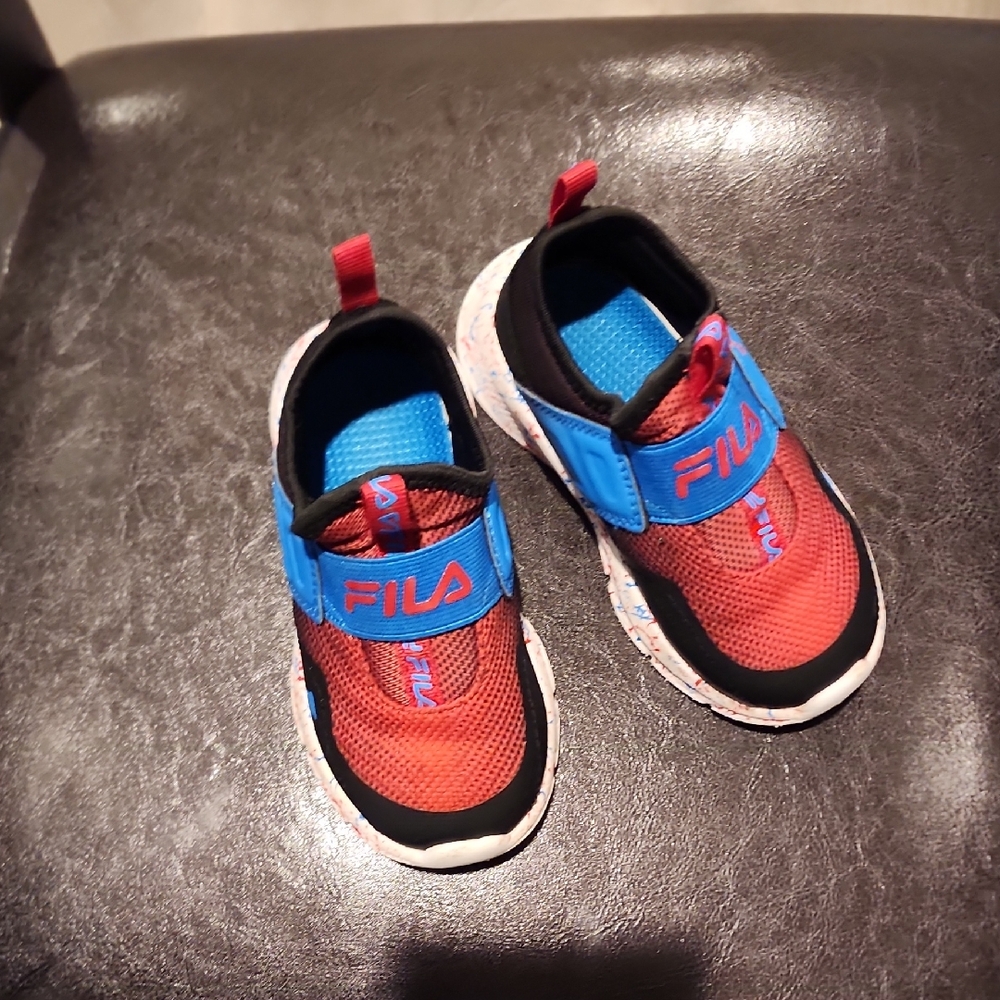 Fila Kids Black and Red Sneakers